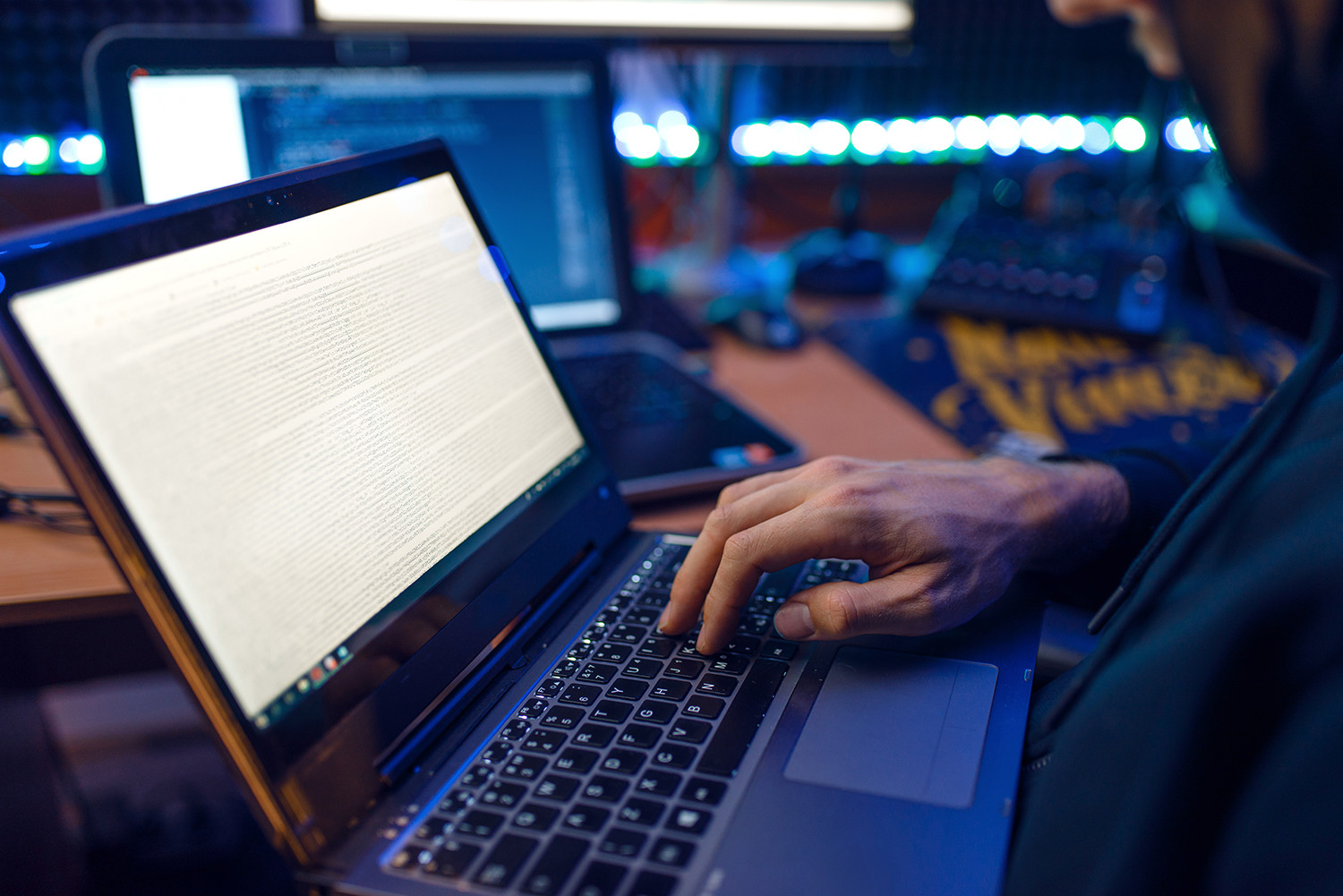 6265a336dc4d3e885f90cff9d69f37f6 Report: Preisvergleich im Darknet