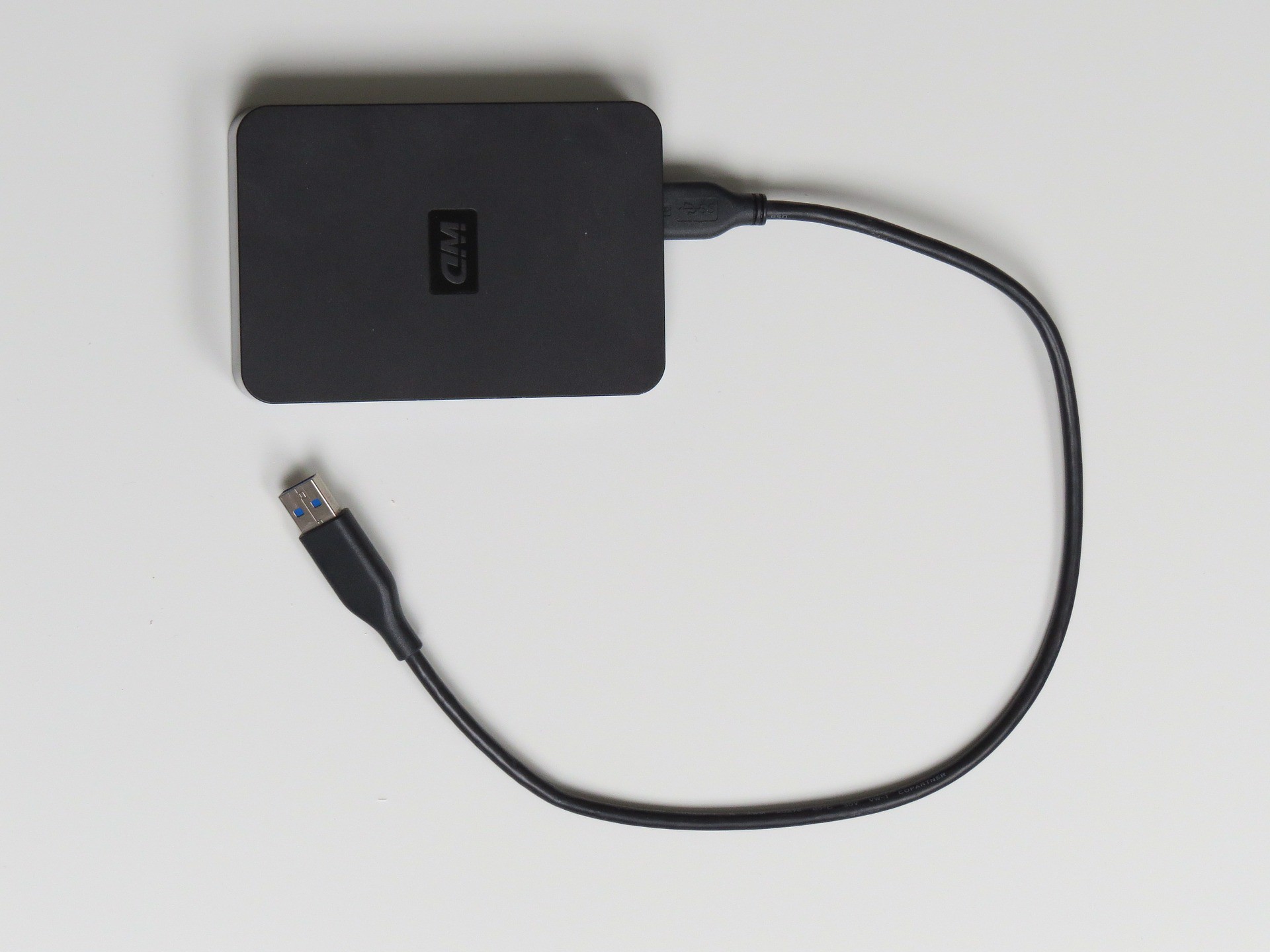 93819d8ebf8d4f30b6c6ae0d99bc90bc hard-drive-81344_1920